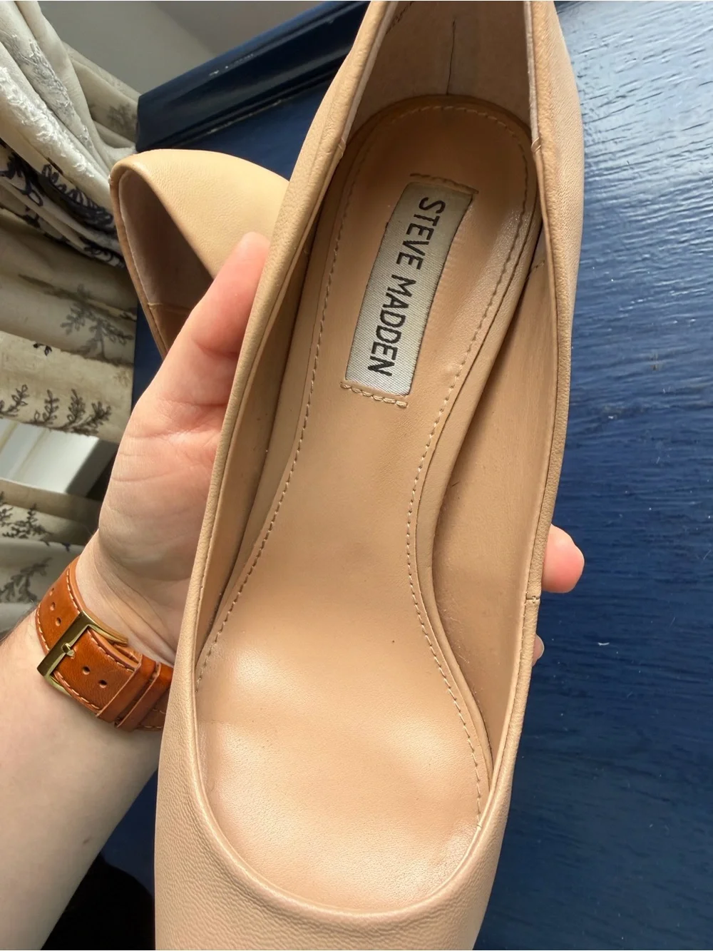 Steve Madden Noir Beige Pointed-Toe Pumps - Size 8